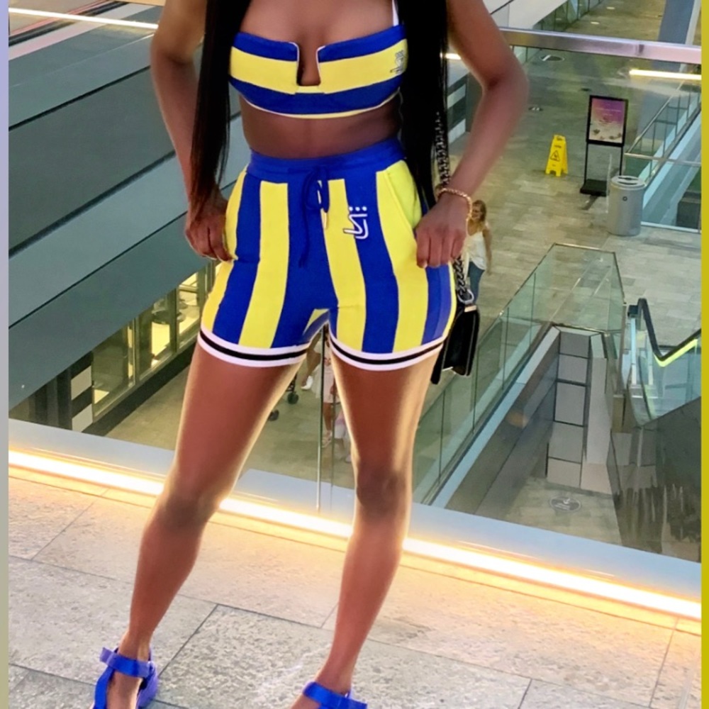 Shane justin 2 piece